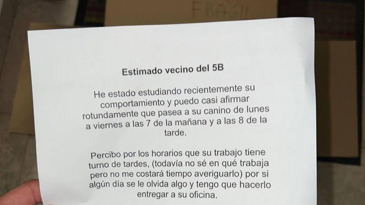 Líos de vecinos: El peculiar regalo de una caja con heces que se hace viral  - El Periódico Mediterráneo