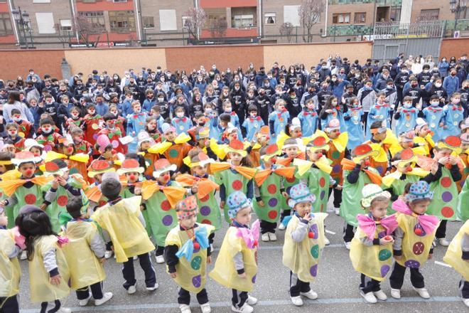 El carnaval más solidario de la mano del colegio Nazaret