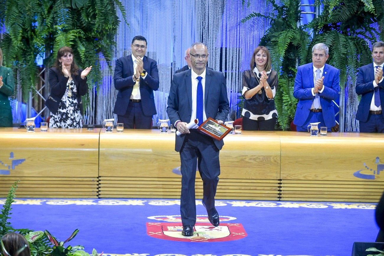 Entrega de Honores y Distinciones del Cabildo de Gran Canaria en su 110 aniversario