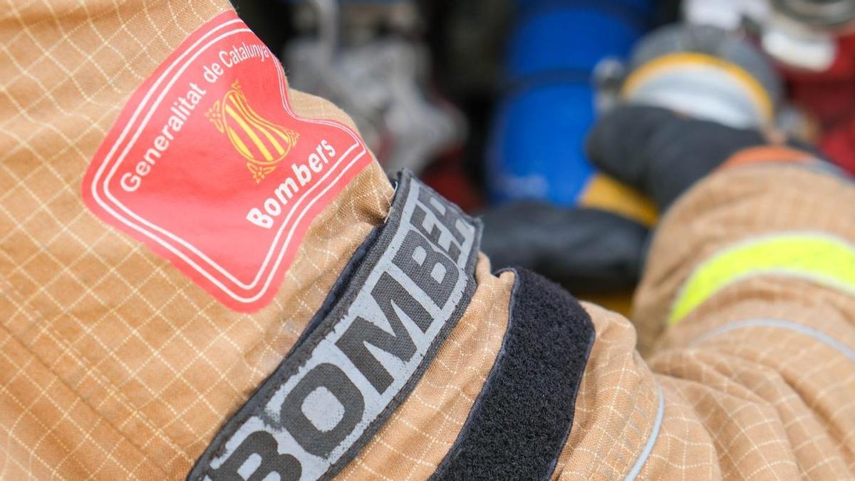 Els Bombers han fet el rescat per terra
