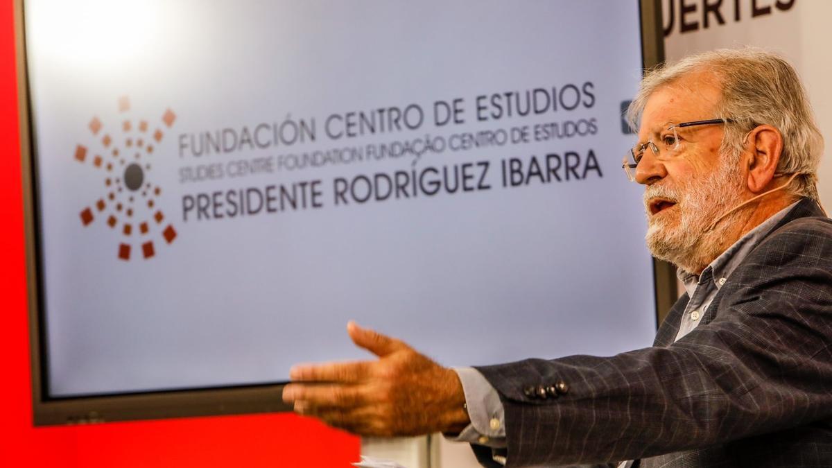 Arxiu - L'expresident de la Junta d'Extremadura Juan Carlos Rodríguez Ibarra.