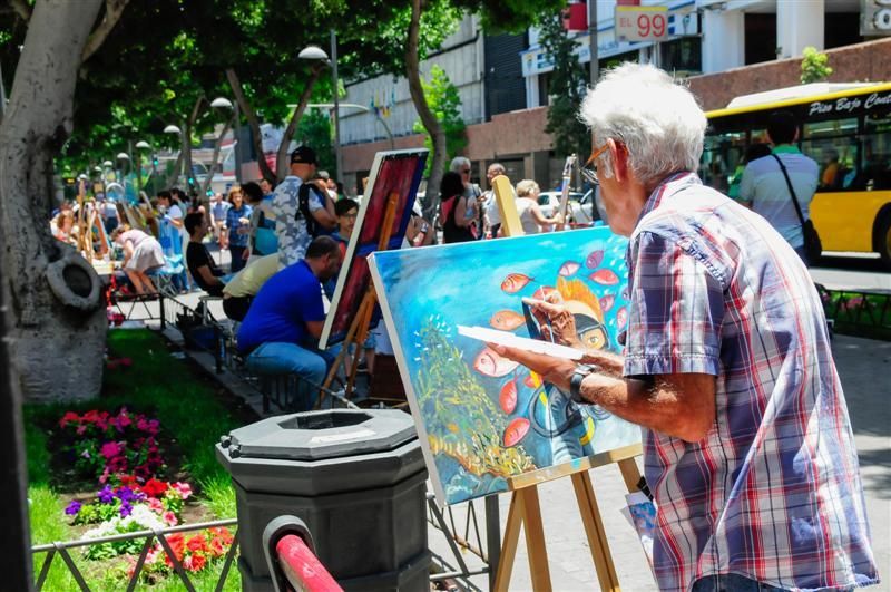 Concurso de Pintura Rápida en Mesa y López