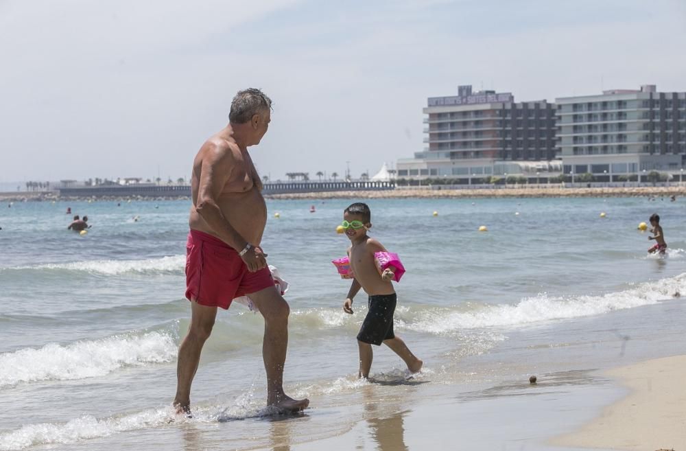 Primer fin de semana de playas abiertas al baño