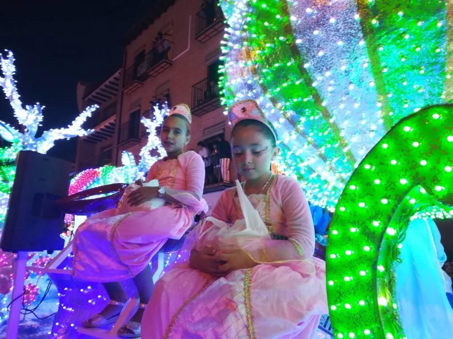 Desfile de carrozas en Toro