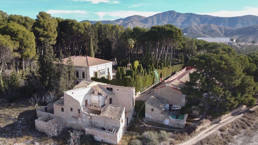 Un Gobierno de la II República en ruinas en Petrer