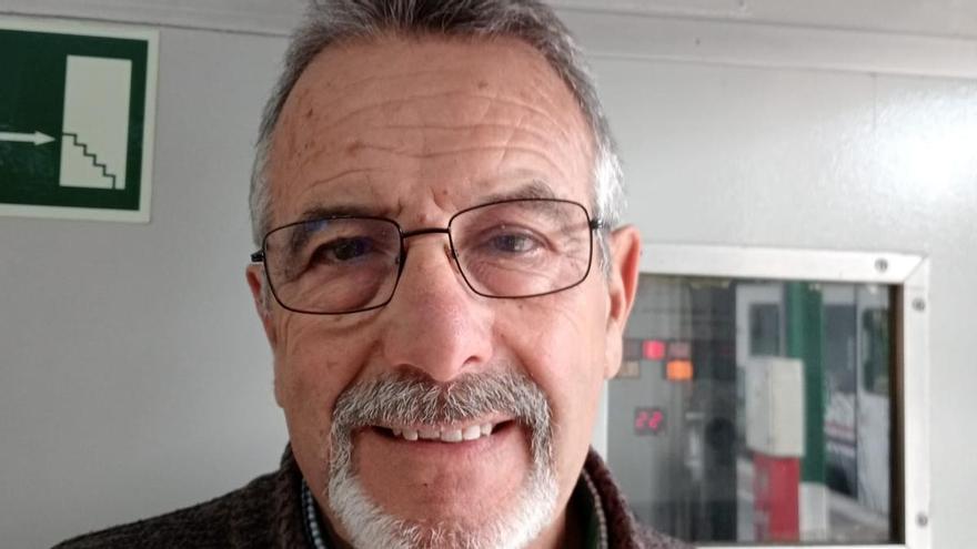 Andrés Mora, jubilado murciano y miembro del colectivo Yayoflautas Murcia