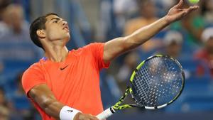 Alcaraz passa per sobre de Cilic i ja és als quarts