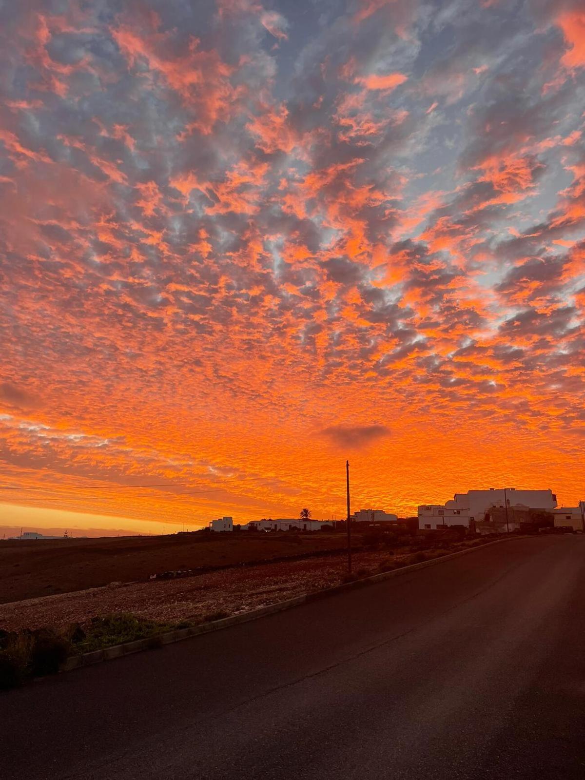 Atardecer en Tías.