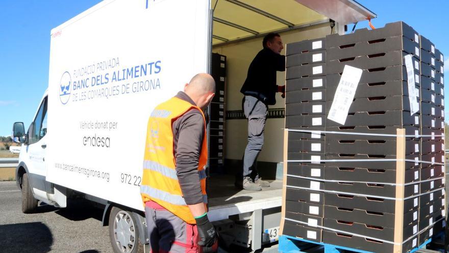 Els pagesos reclamen als Mossos que deixin que un tràiler reculli la verdura del Marroc pel Banc dels Aliments al tall de Pontós