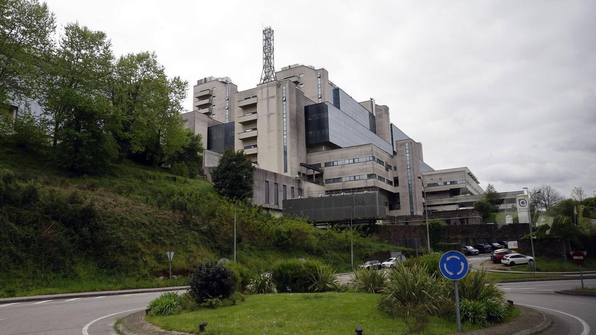 El CHUS contará con una flota de 35 nuevos vehículos en régimen de arrendamiento durante los próximos cuatro años.