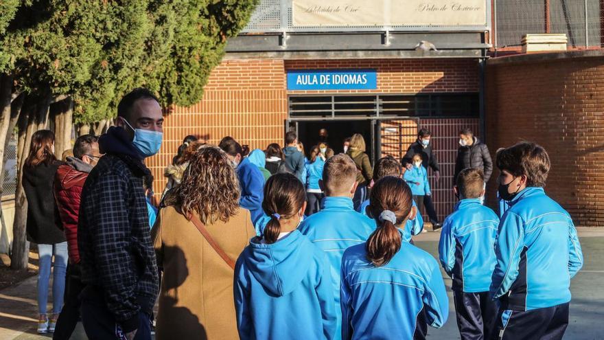 Educación sufragará más orientadores a los colegios concertados