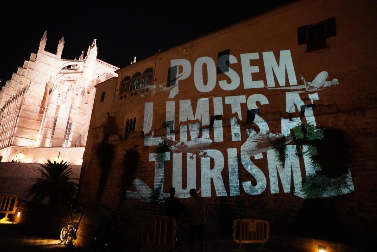 Un mensaje cerca de la Catedral