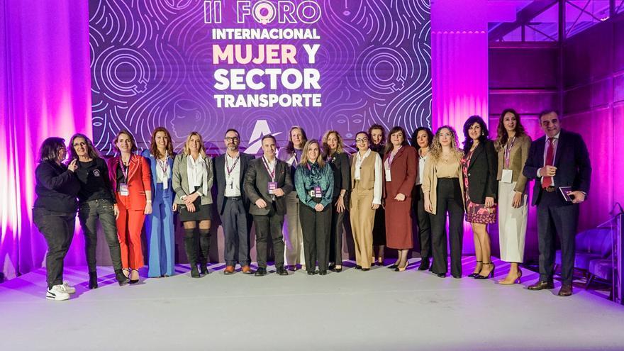 Gran acogida del II Foro Internacional Mujer y Sector Transporte organizado por Andamur