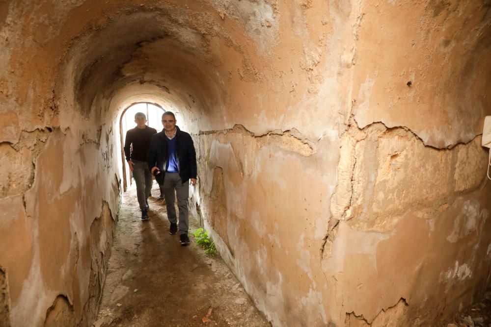 Im Luftschutzbunker an Palmas Stadtmauer