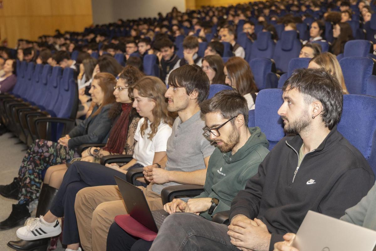 El equipo de la Fundación ELLIS Alicante