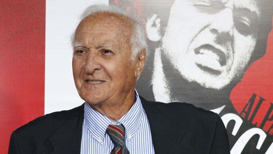 El actor Robert Loggia muere a los 85 años.