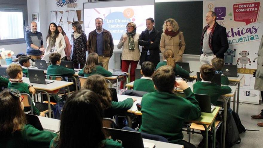 Comienza el plan que persigue inculcar a las alumnas el interés por las ciencias