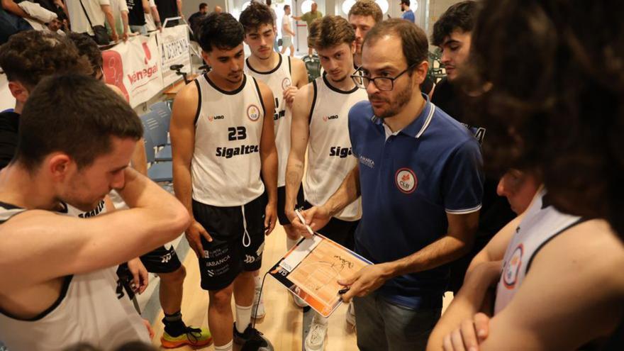 Los vilagarcianos solicitaron un cambio de horario. | Noé Parga