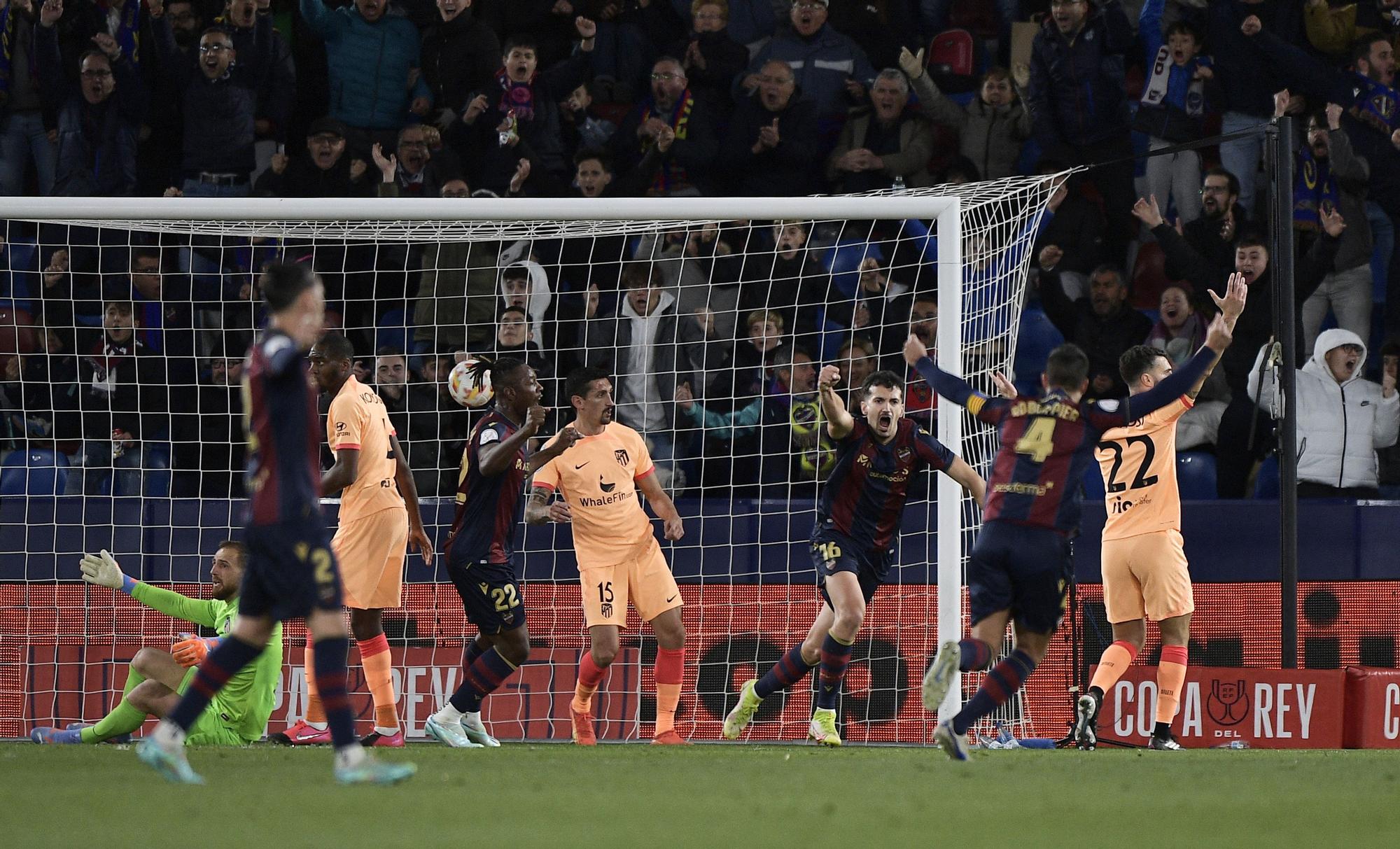 Soccer - Copa del Rey - Levante v Atletico Madrid