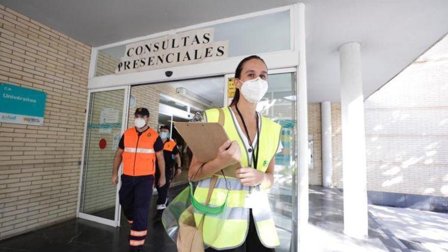 Los equipos de control domiciliario de covid visitan más de 100 viviendas en una semana