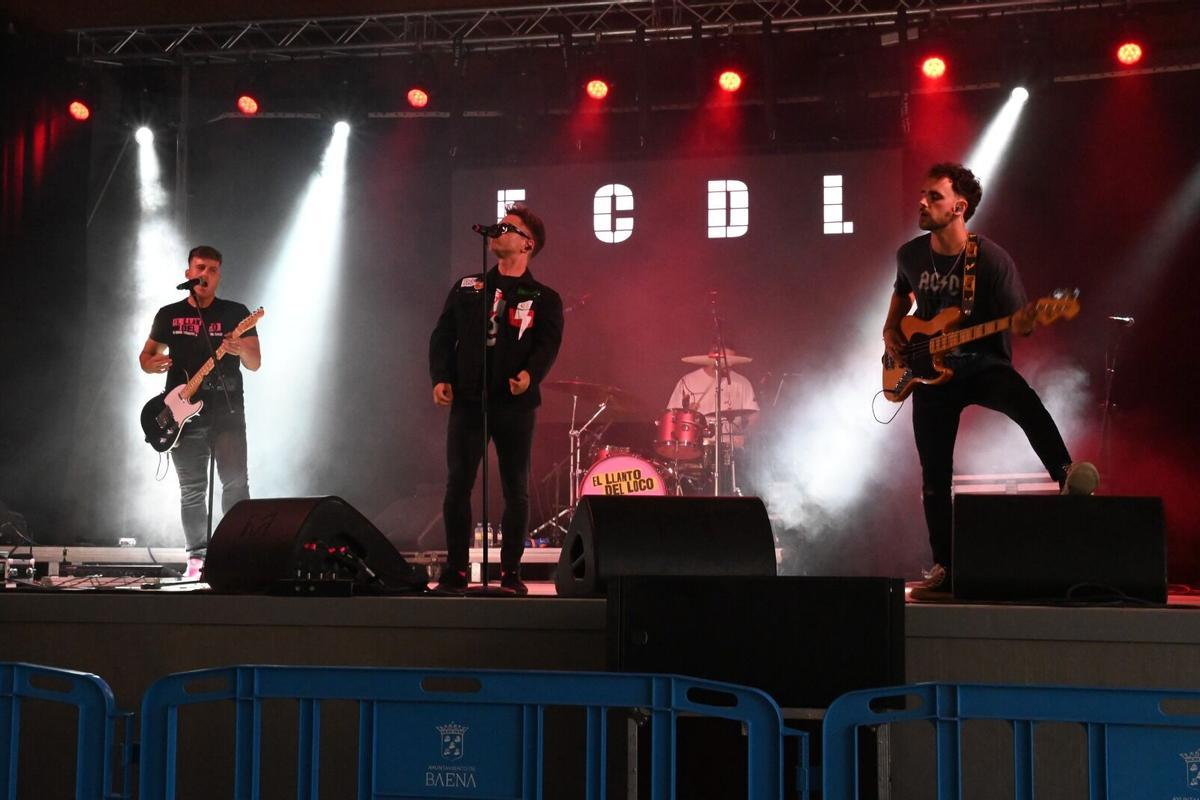 Gran ambiente y afluencia de público en la Feria Real de Baena