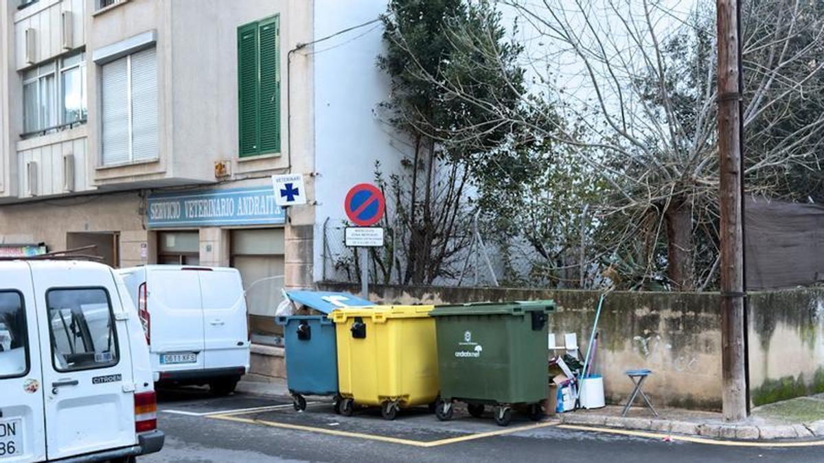 El nuevo modelo puerta a puerta ha ido retirando progresivamente los contenedores en la vía pública de Andratx.