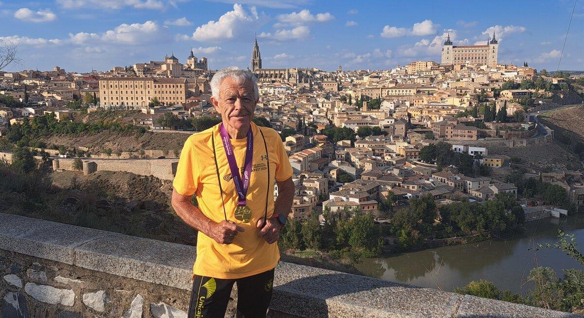 Juan López batió el nuevo récord mundial de 50 kilómetros a sus 81 años
