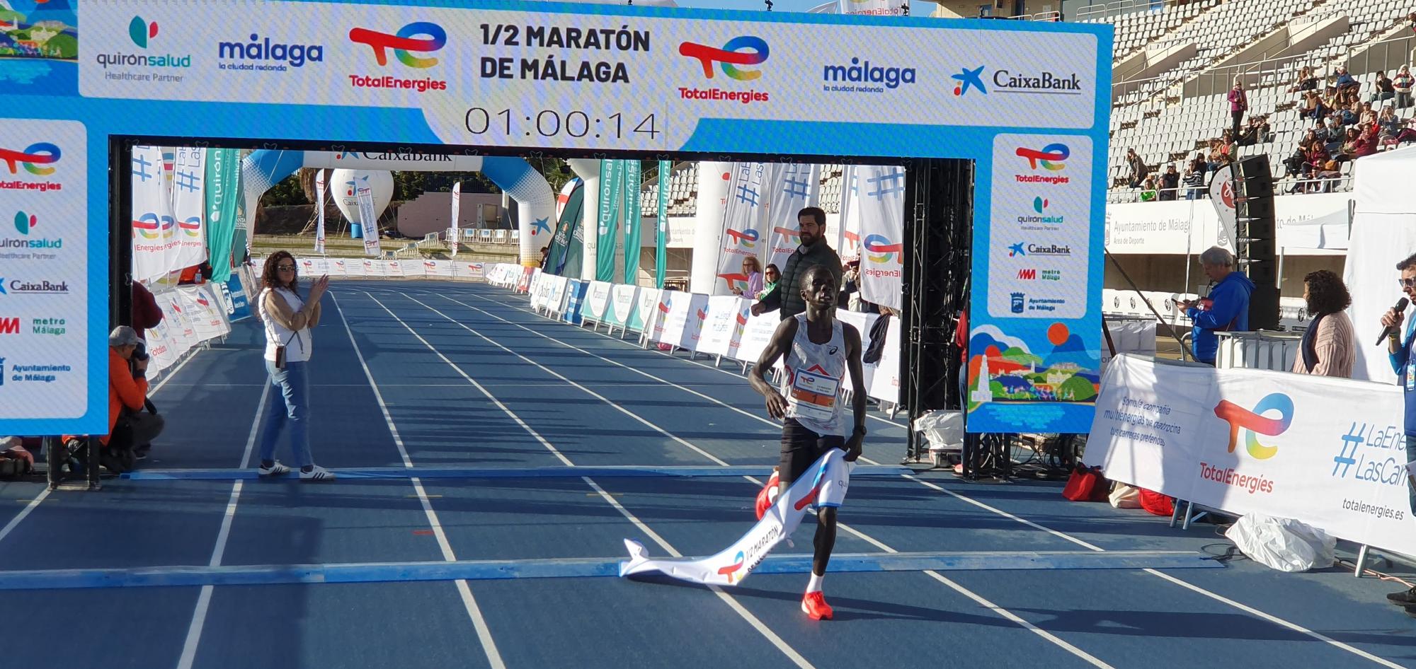 Búscate en la XXXIII Media Maratón que se ha celebrado en Málaga en la mañana de este domingo 10 de marzo de 2024 