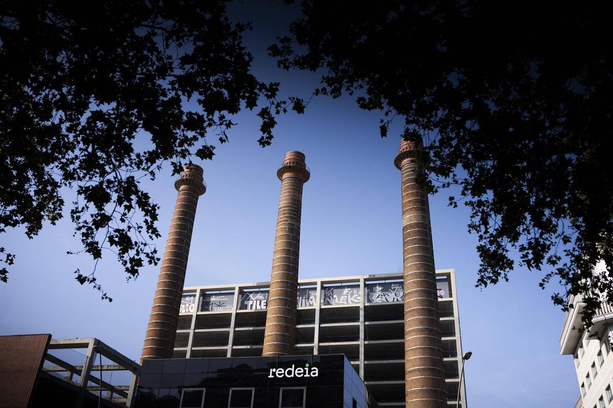 Las Tres Xemeneies del Paral·lel, en Barcelona.