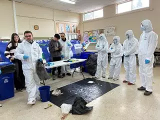 "Odisea en la basura" del IES Ramón Areces de Grado: así auditaron los alumnos la calidad de su sistema de recogida de residuos