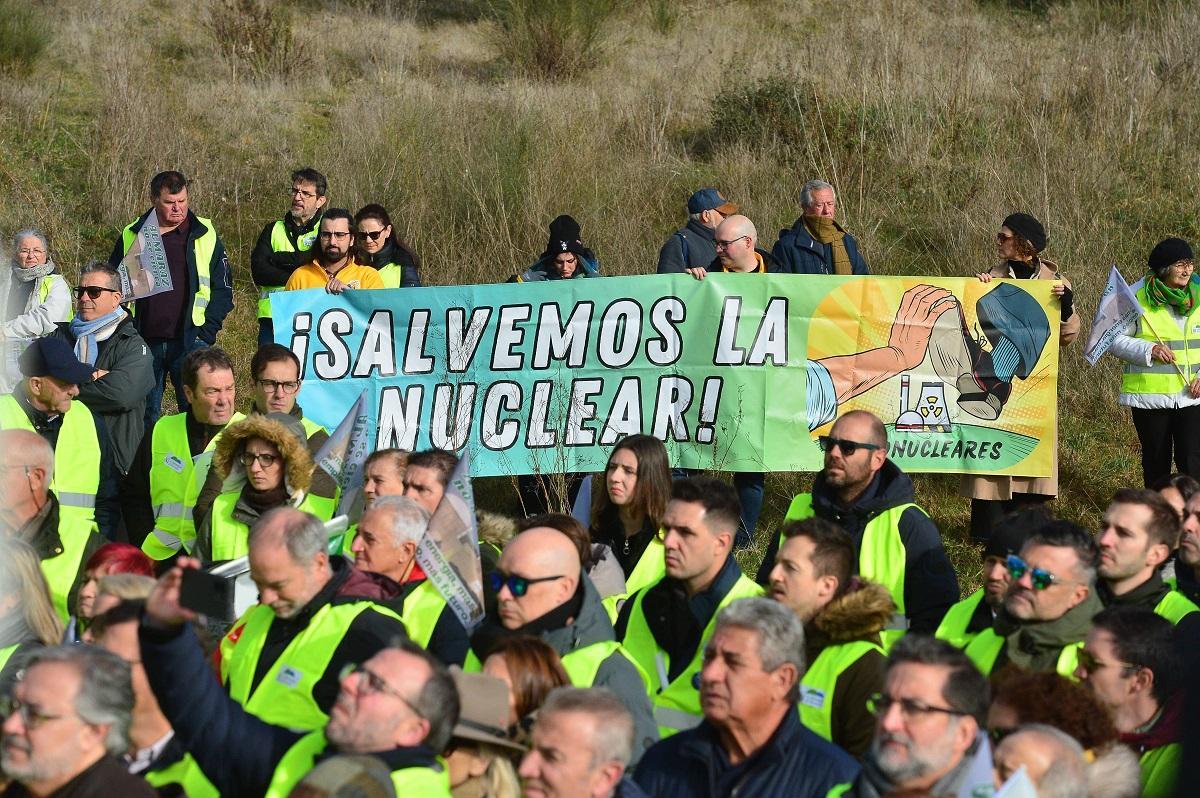Manifestacion por la continuidad de la central nuclear de almaraz del pasado 18 de enero.