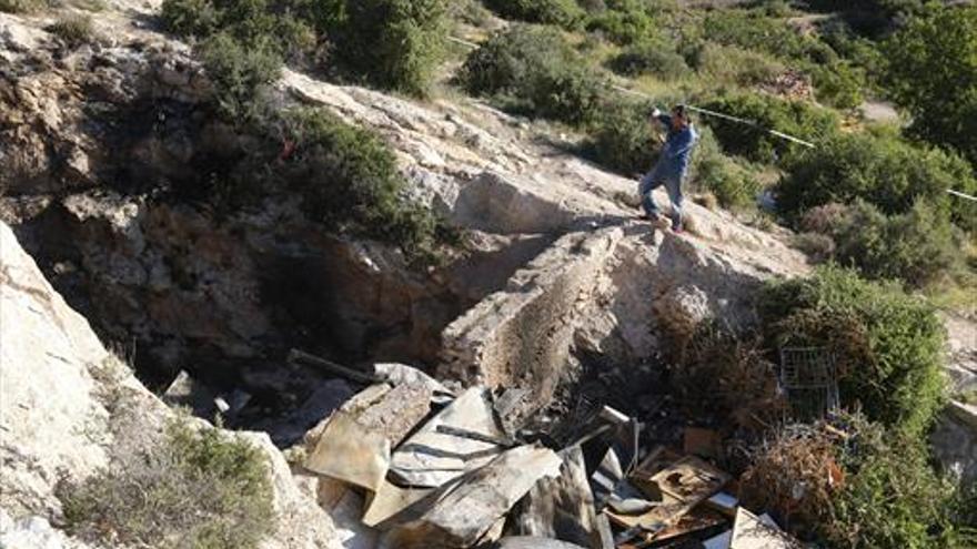 Detenido un joven como presunto autor del incendio de la casa cueva