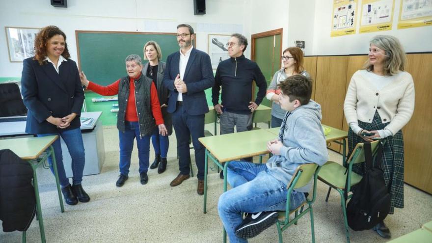 Cladera e Hila, ayer durante su visita a las instalaciones.