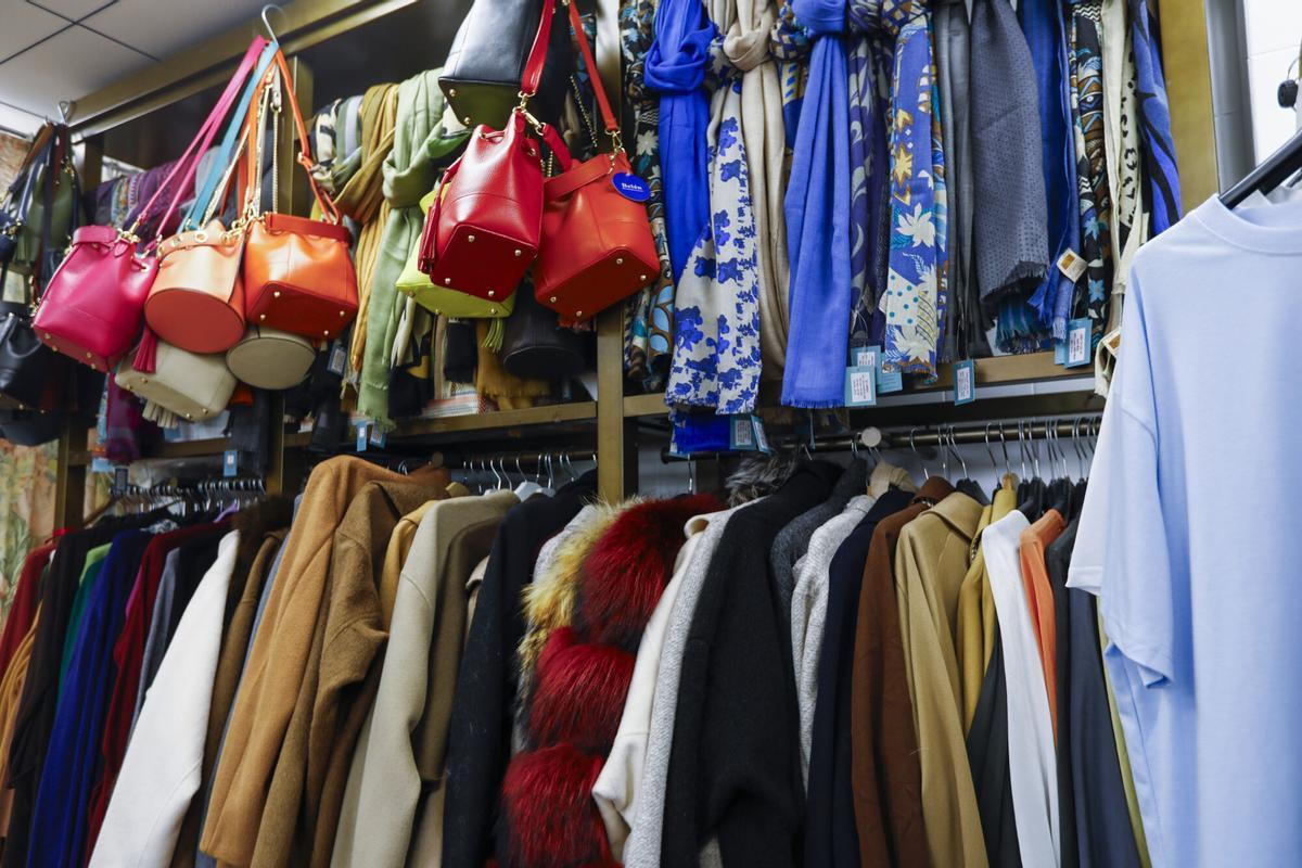 En imágenes | La tienda Belén Moda con 45 años de historia