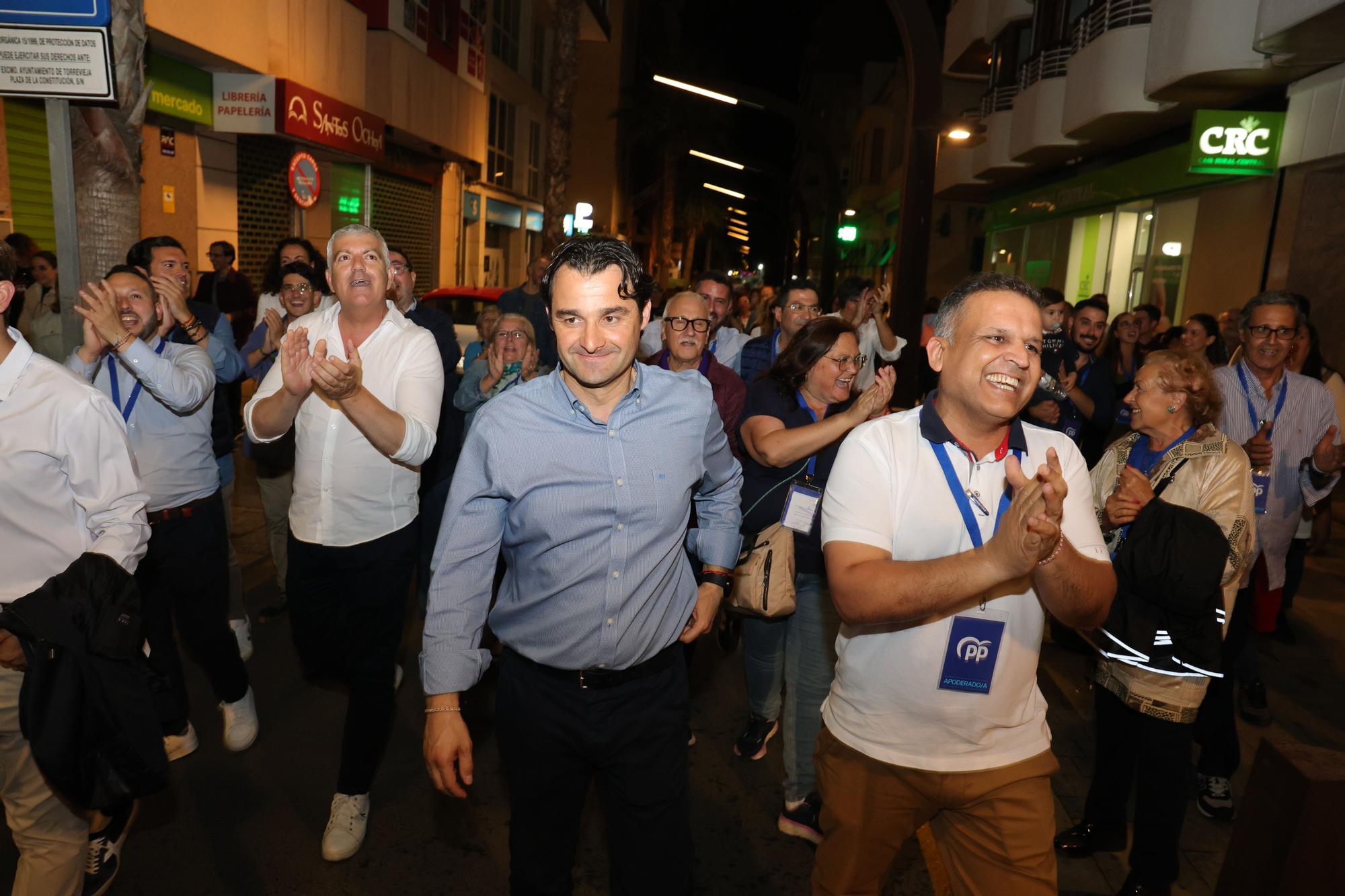 El PP celebra la revalidación de su mayoría absoluta en el Ayuntamiento de Torrevieja