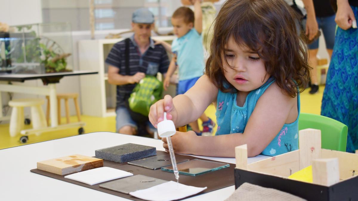 La darrera edició del Premi La Ciència i els Infants la va guanyar l&#039;Institut Escola Josep Maria Xandri, de Sant Pere de Torelló, amb la proposta &quot;Materialoteca&quot;