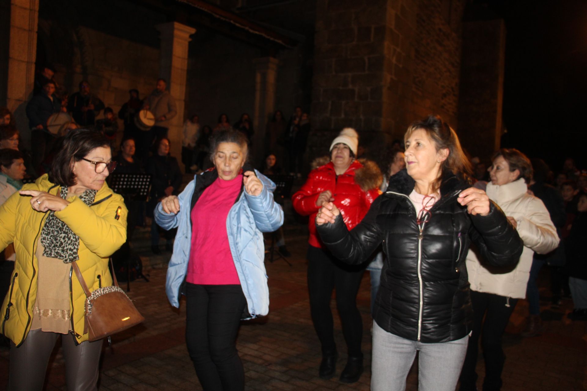 GALERÍA | Encendido del alumbrado navideño en Puebla de Sanabria