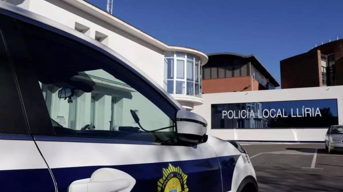 El servicio municipal de vigilancia urbanística y la Policía Local de Llíria están supervisando las zonas con parcelas o solares sin limpiar.