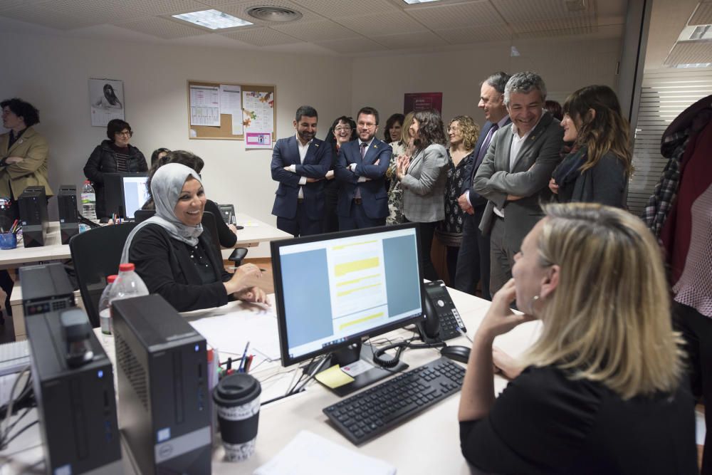 Estrena del servei d'ajuda integral per a dones que pateixen violència masclista a Manresa