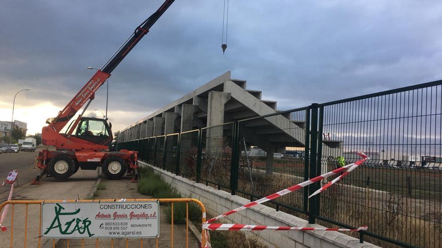 Desmontaje de las instalaciones deportivas.