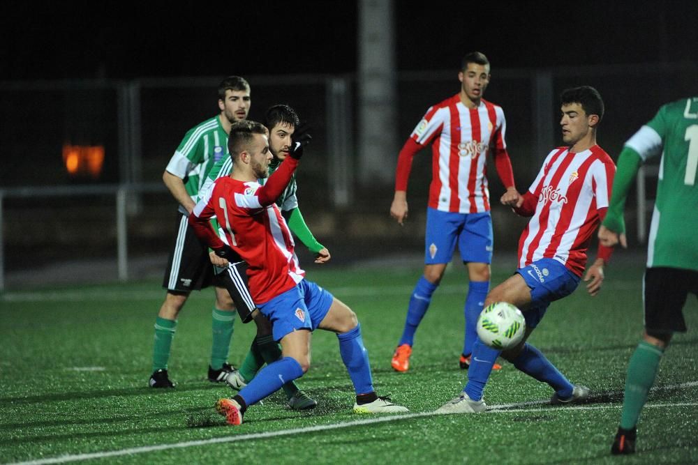 Fotos del partido entre el Lenense y el Sporting B