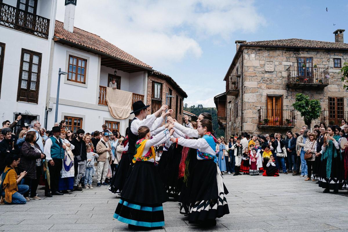 Vilanova dos Infantes énchese de Raigame