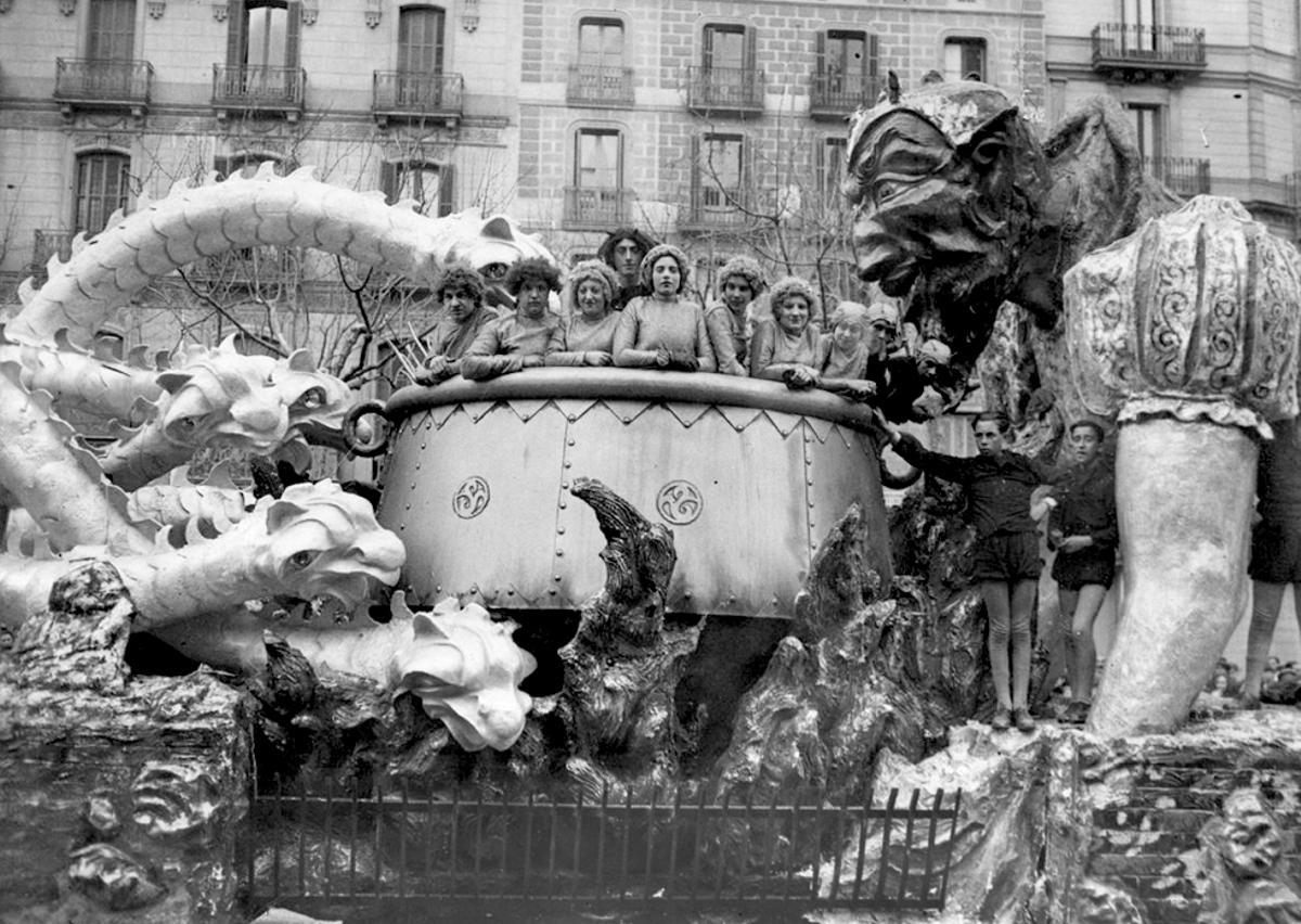 "Banquet infernal", carroza ganadora del segundo premio de la rua de Carnaval de 1935.