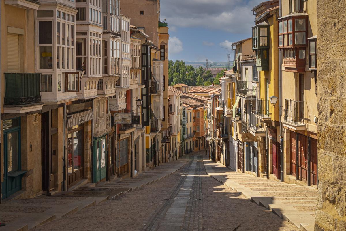 Pasear por Balborraz es como hacer un paseo por la historia de Zamora.
