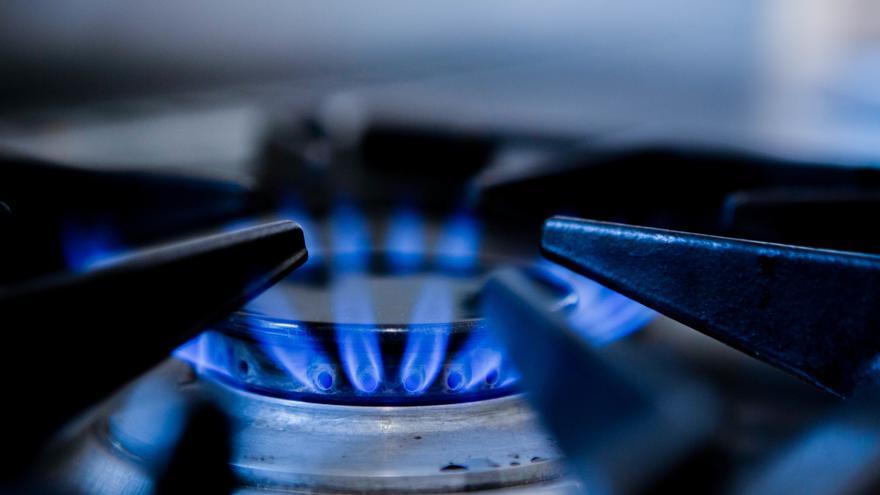 La CNMC obre un expedient a les comercialitzadores de gas per les dificultats per contractar la tarifa regulada