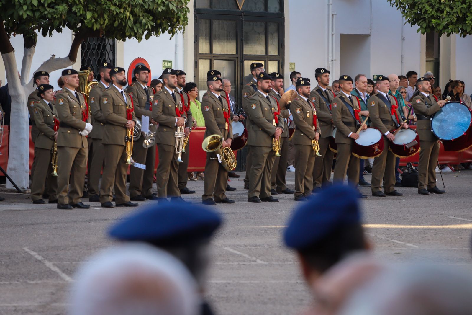 La Guardia Civil celebra con los cordobeses el Día del Pilar