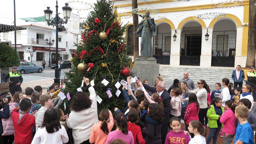Árbol de los deseos en San Pedro Alcántara