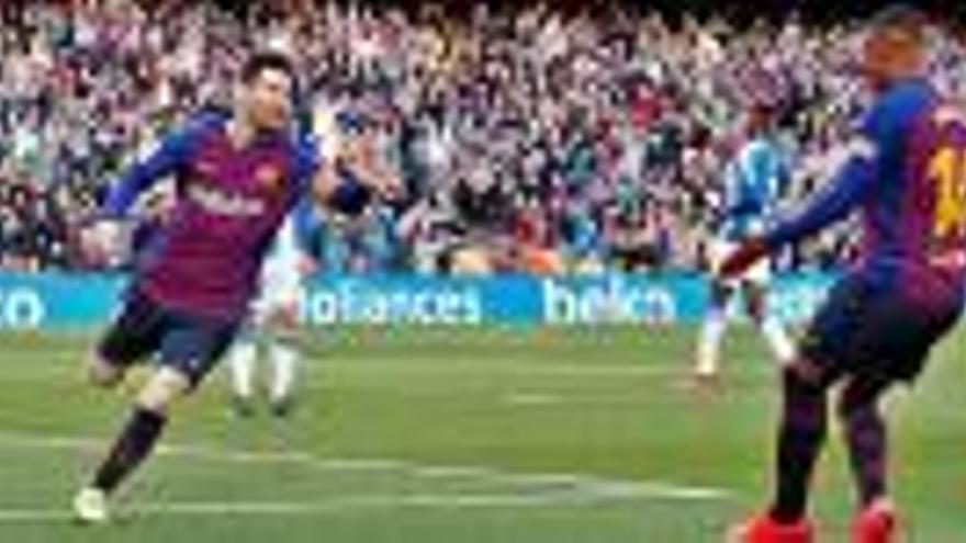 Messi, celebrant un dels tres gols que va marcar ahir.