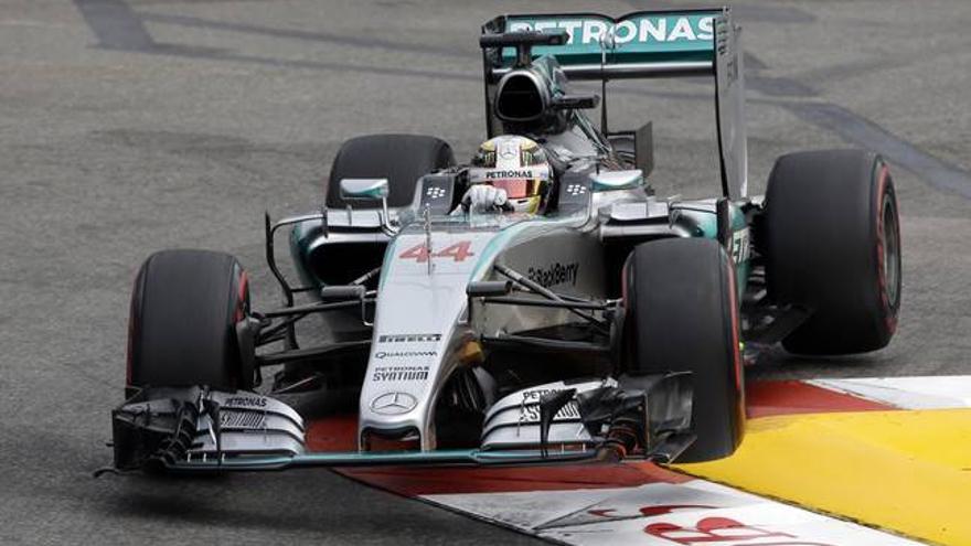 Hamilton recupera el mando en Montecarlo