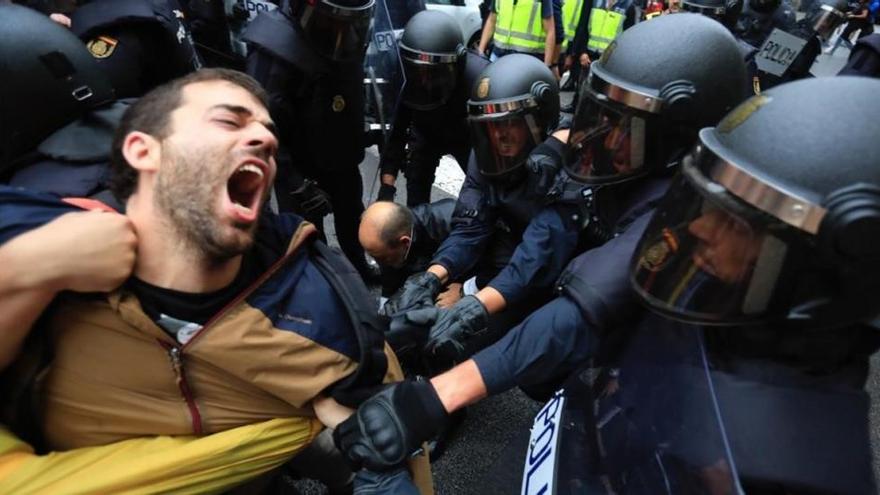 Barcelona se persona en todas las causas judiciales por la represión del 1-O